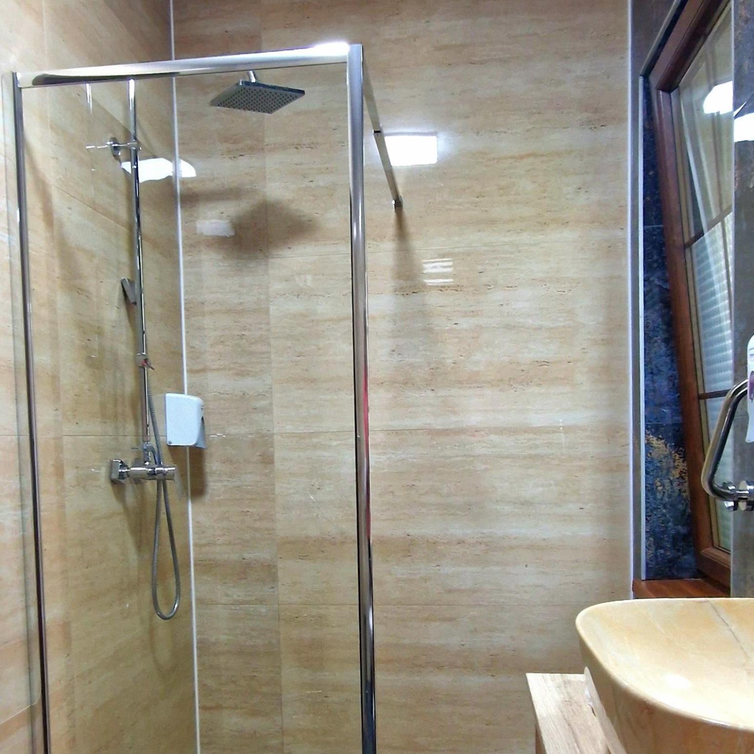 Provence Suceava Hotel Екстериор снимка